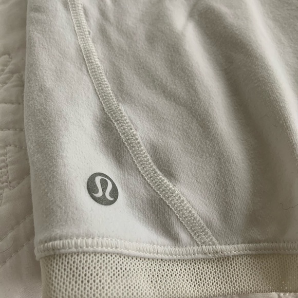 Lululemon long sleeve shirt - Picture 4 of 4